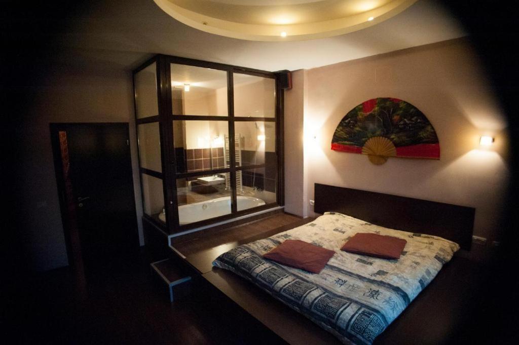 Hotel Decentria Timişoara Exteriör bild